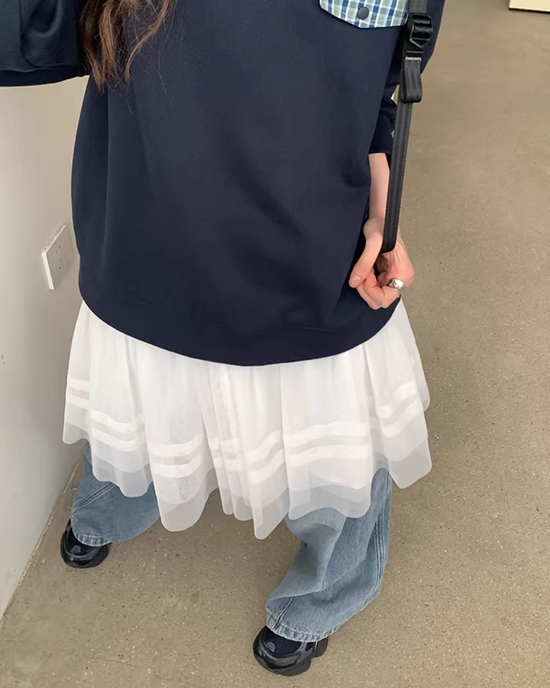 White  Lace Skirt  BU0139