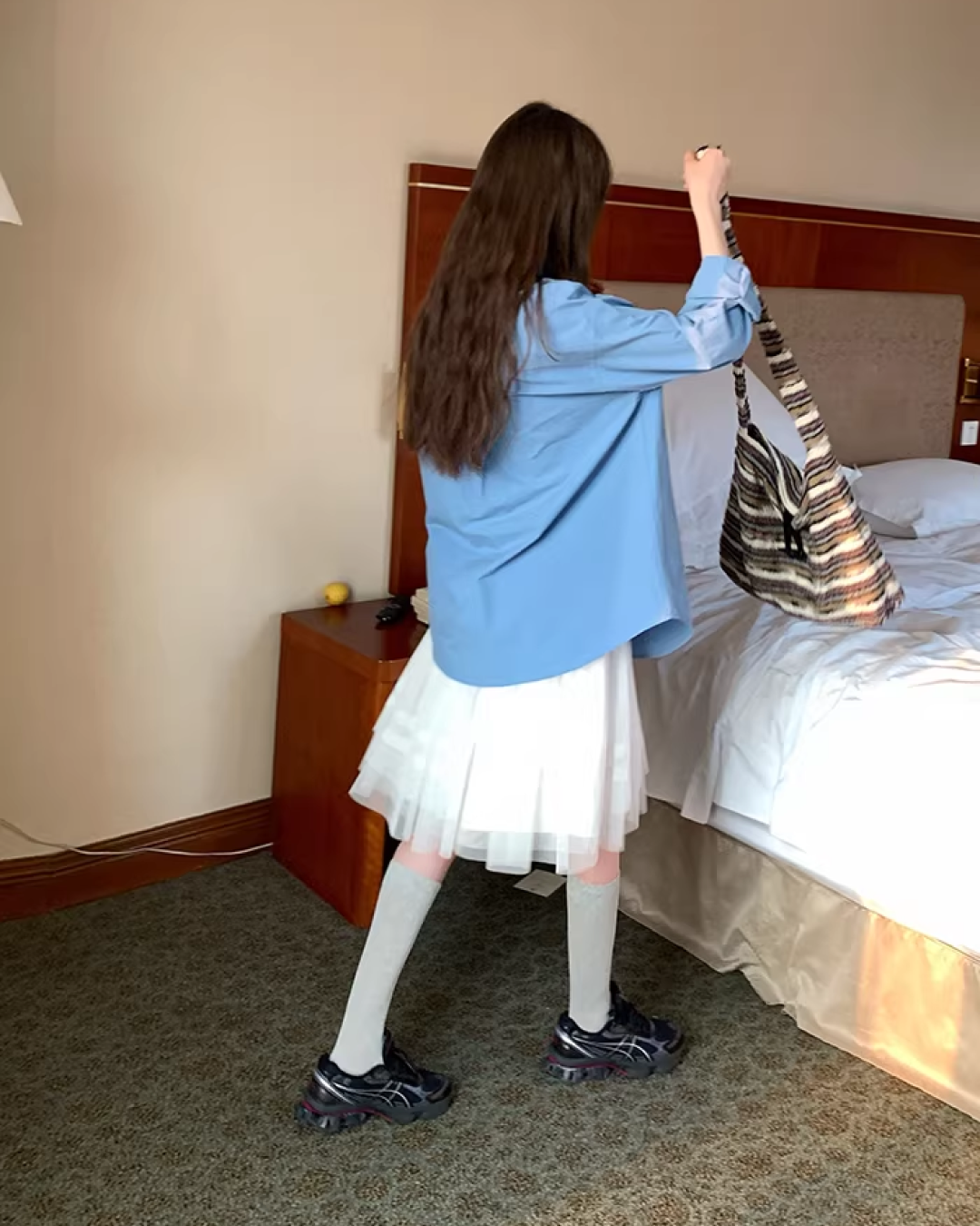 White  Lace Skirt  BU0139