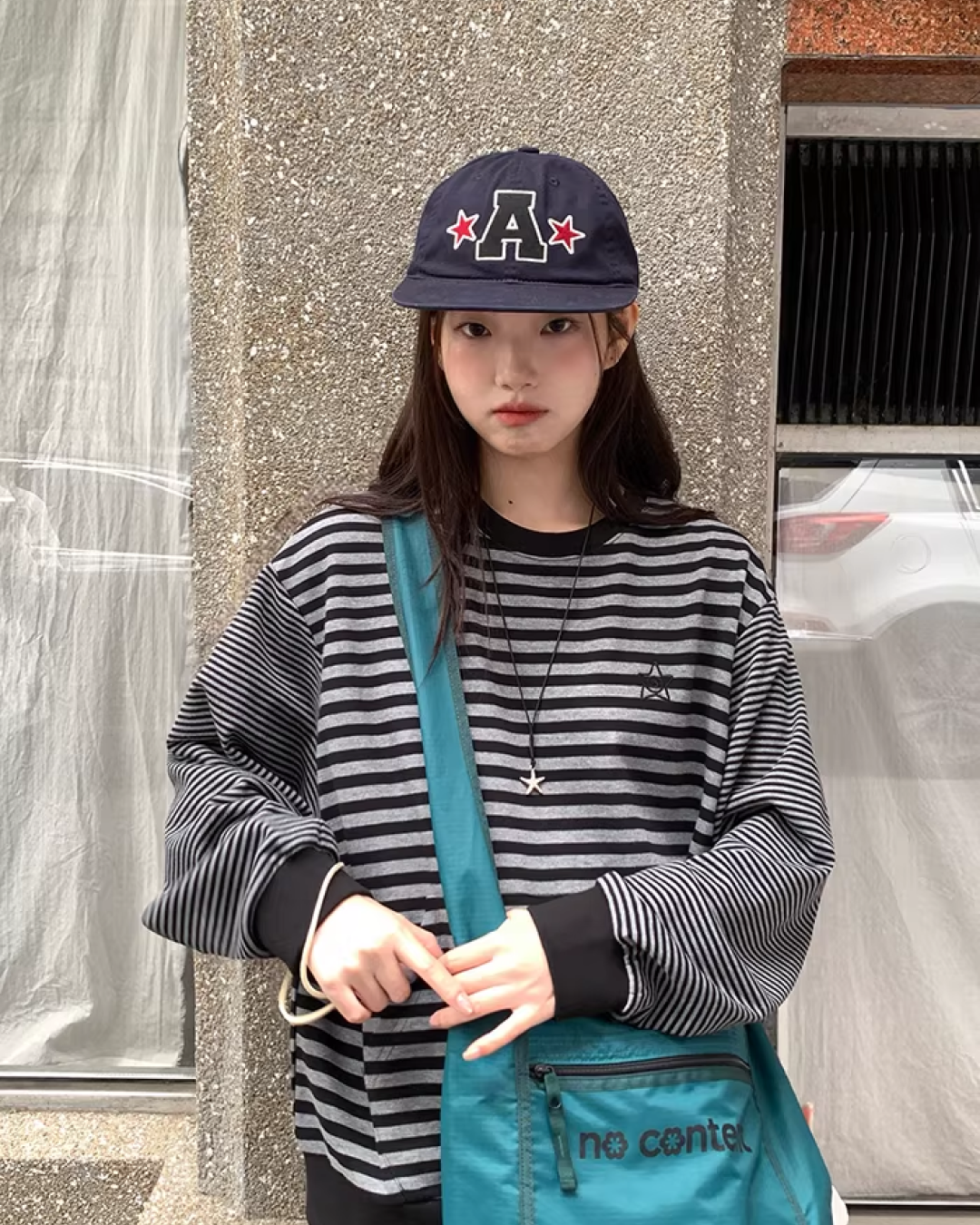 Border Chest Star Sweatshirt BU0140