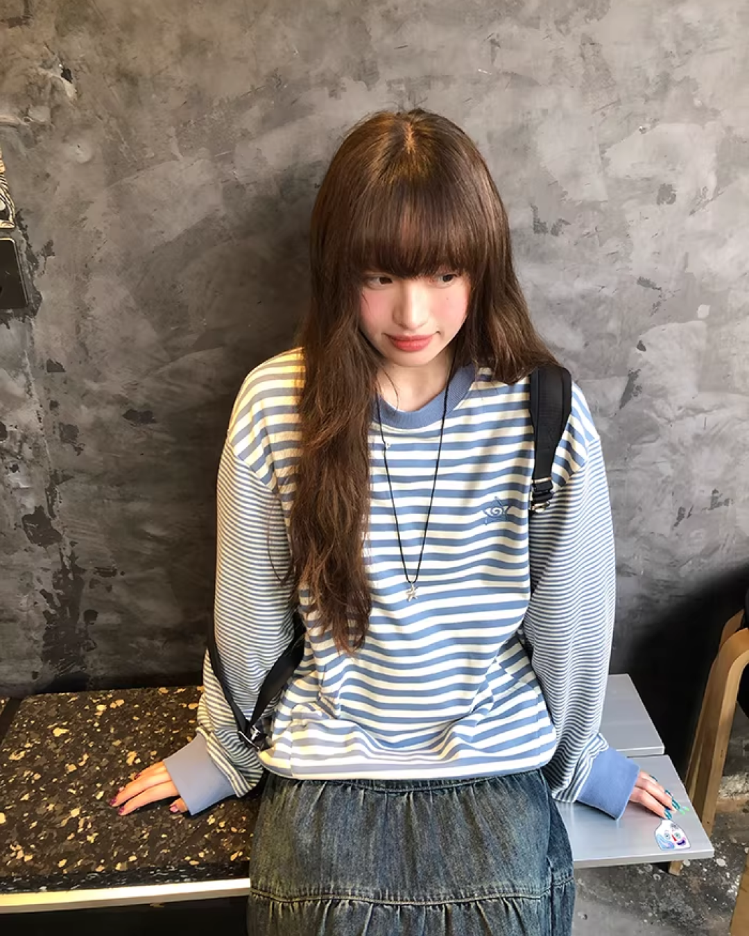 Border Chest Star Sweatshirt BU0140