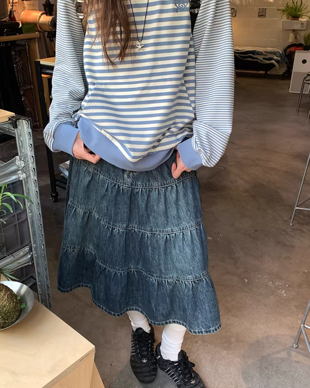 Border Chest Star Sweatshirt BU0140