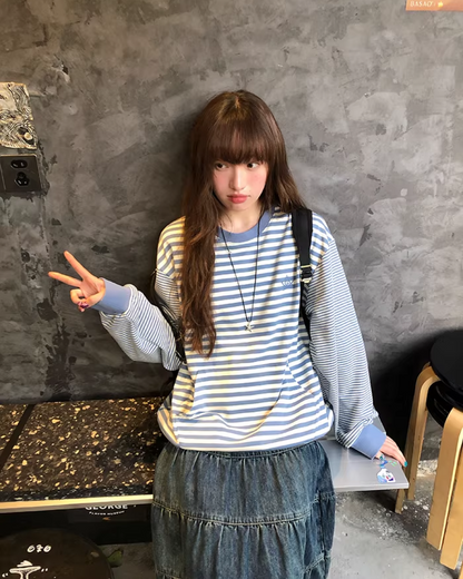 Border Chest Star Sweatshirt BU0140