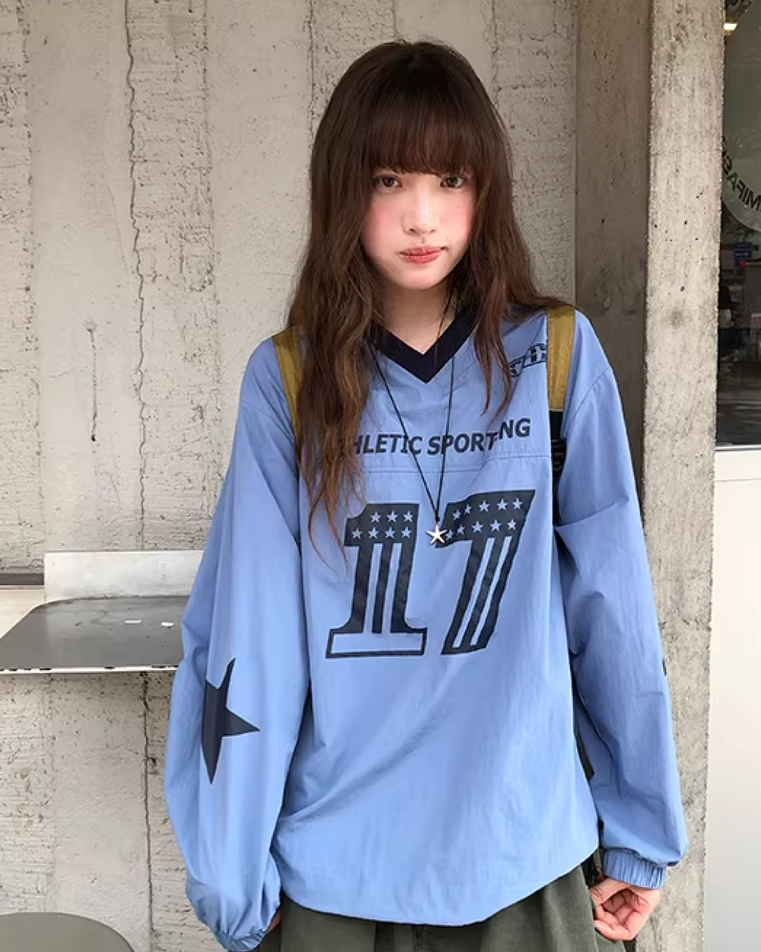 Nylon Print V-neck Shirt BU0142