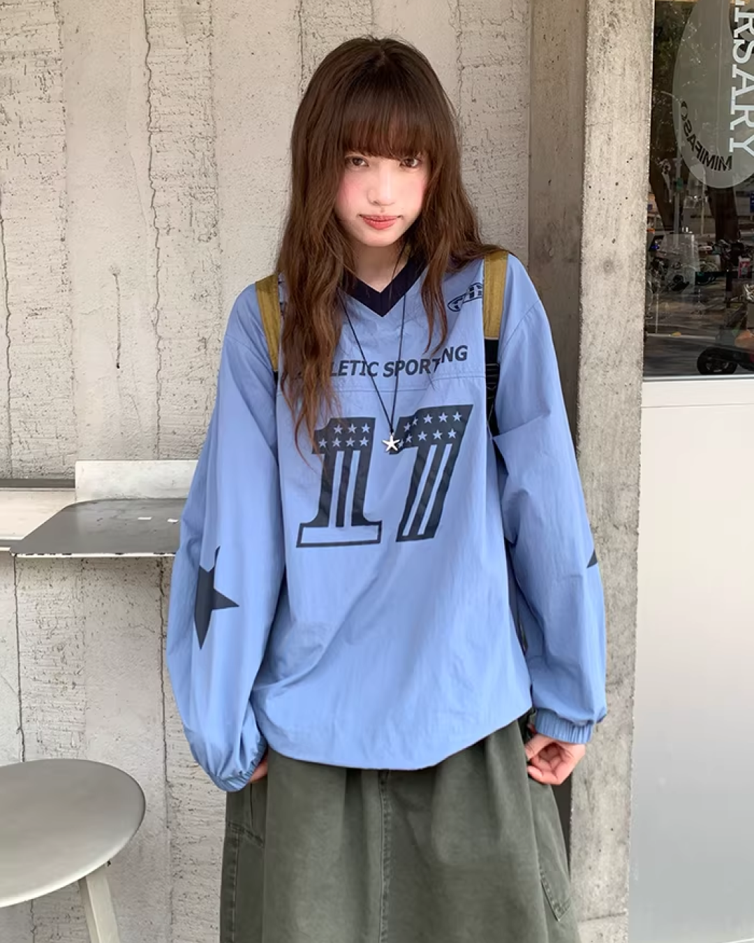 Nylon Print V-neck Shirt BU0142