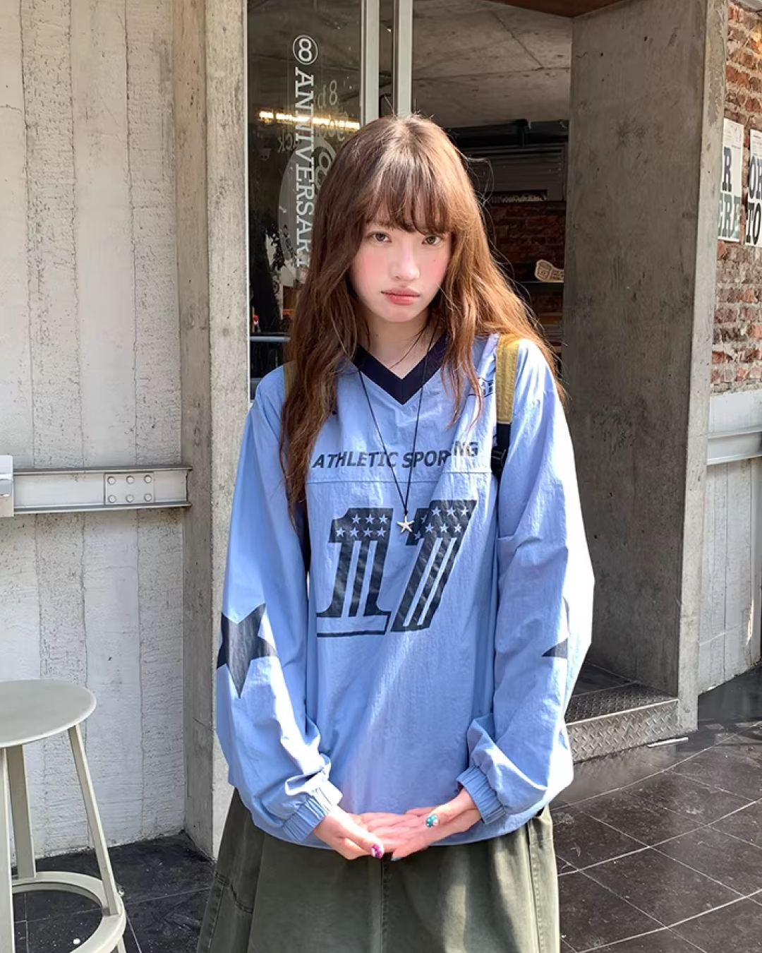 Nylon Print V-neck Shirt BU0142