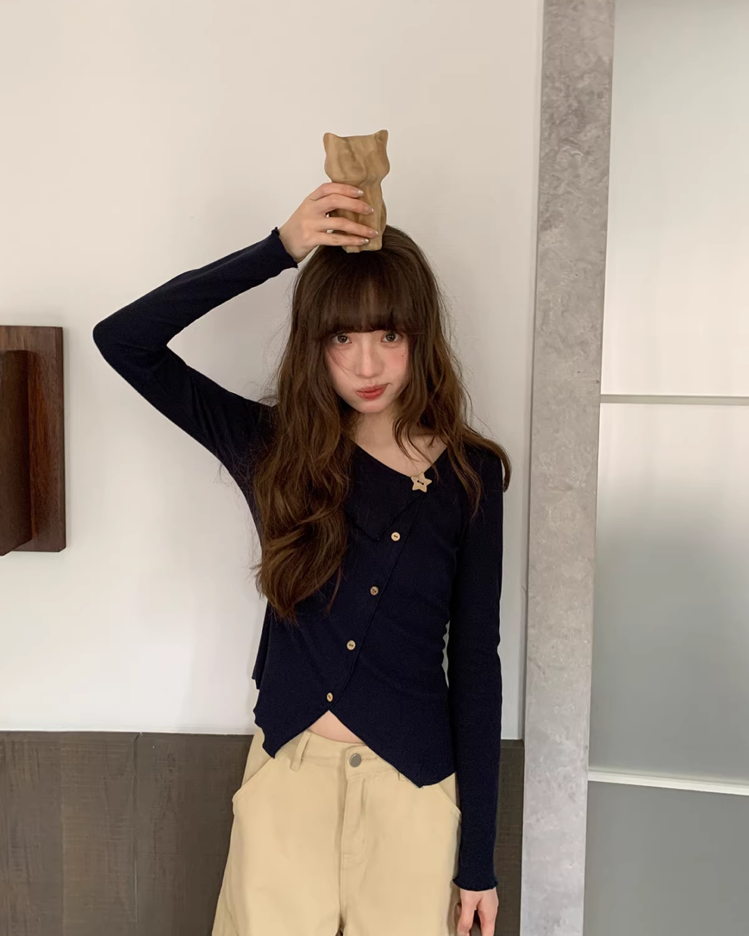 Accent Button Knit BU0165