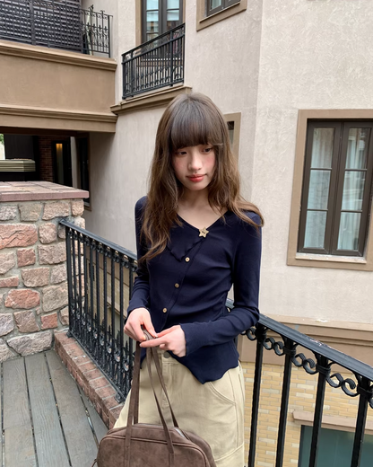 Accent Button Knit BU0165