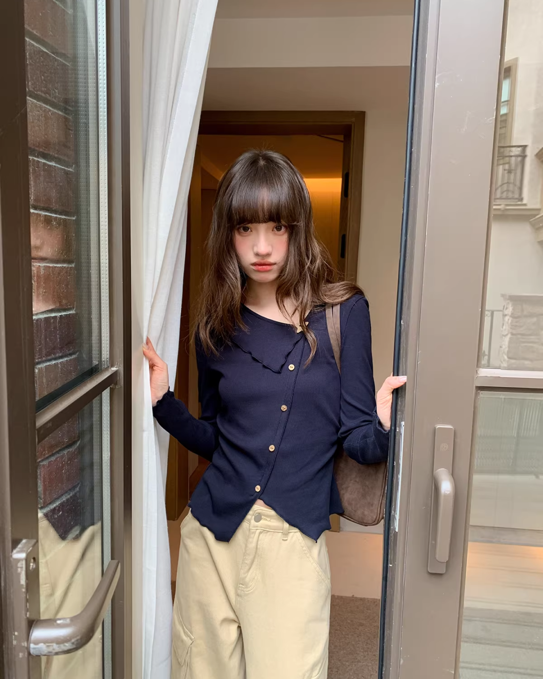 Accent Button Knit BU0165