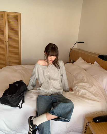 Off-shoulrer Zip Sweatshirt BU0170