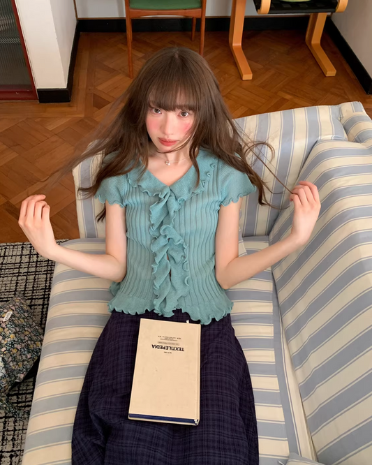 Frill V-neck Short Sleeve Knit BU0179