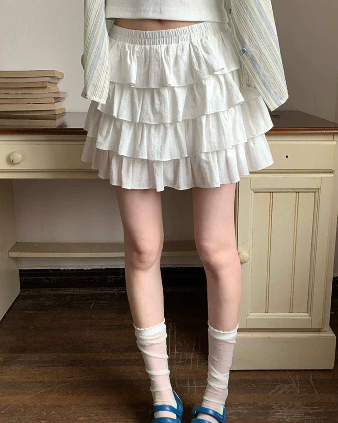 Frill Short Skirt BU0186