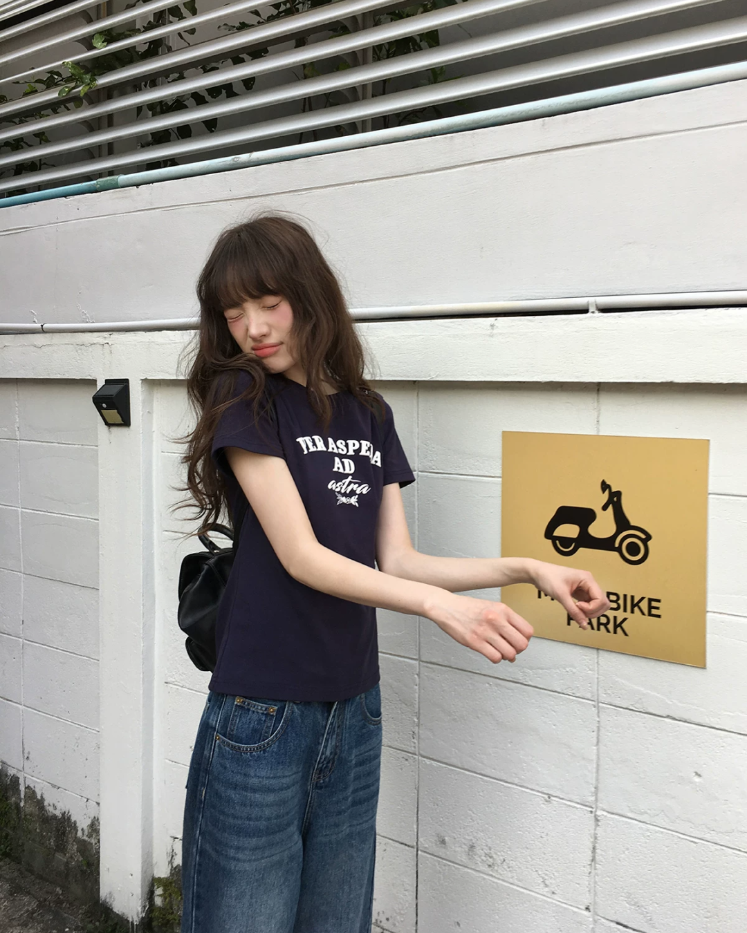 Short Navy Lettering T-shirt BU0206