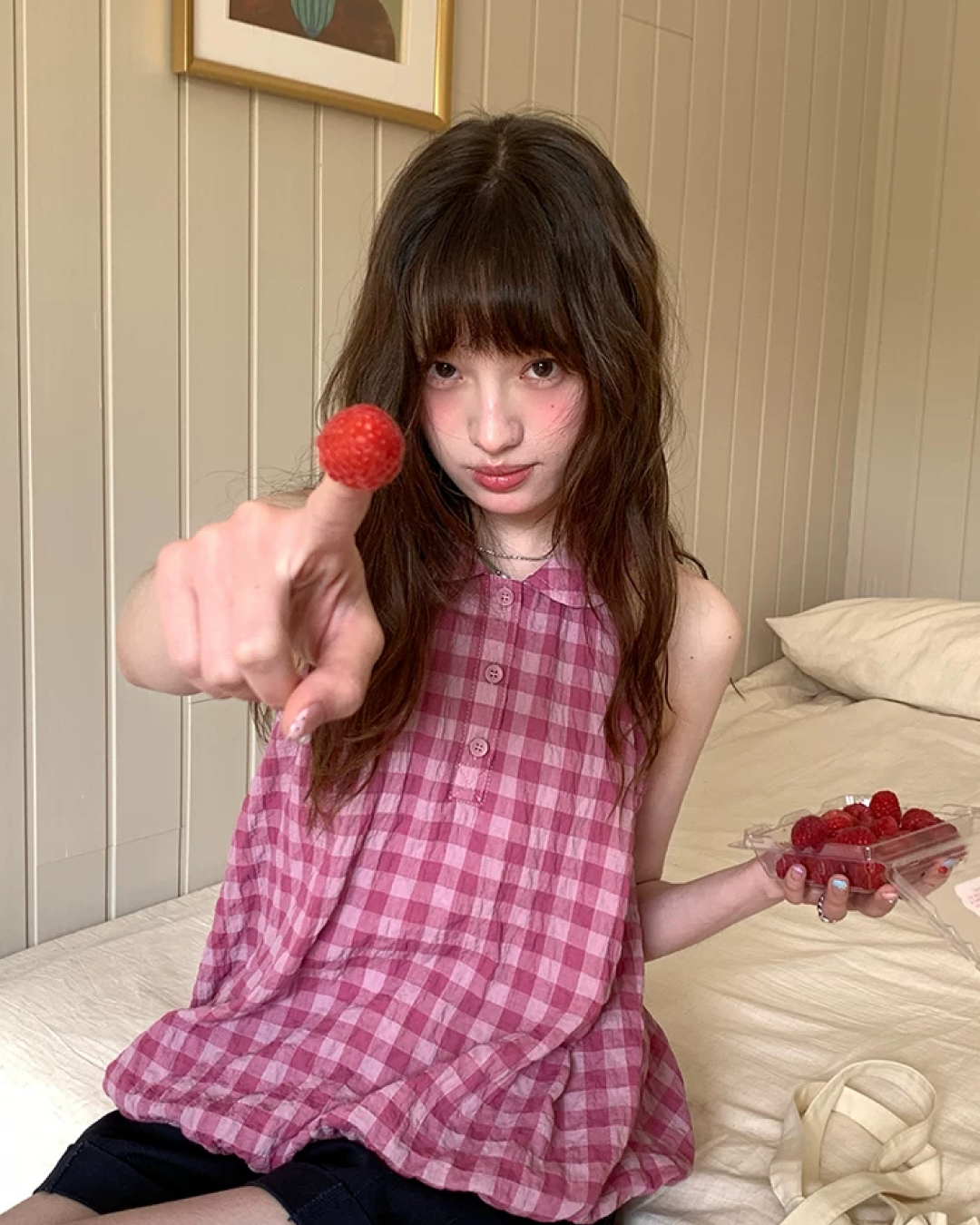 Sleeveless Plaid Pattern Shirt  BU0219
