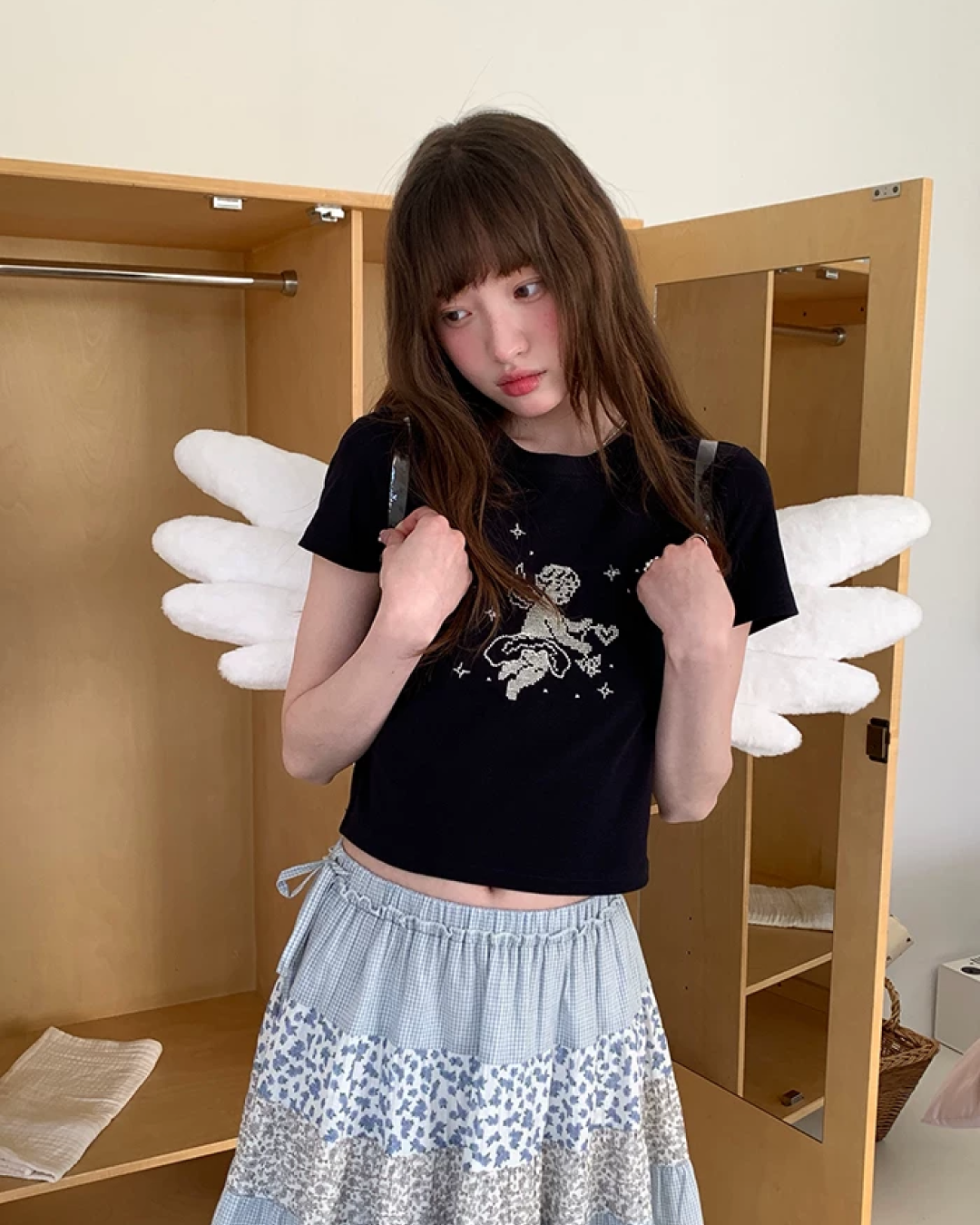 Angel Short T-Shirt BU0225