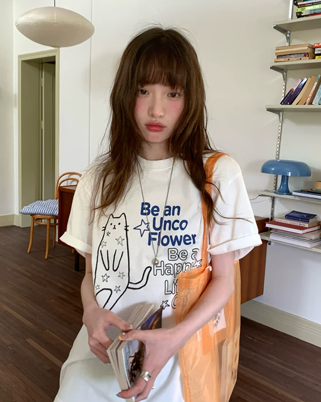 Cat Lettering T-shirt BU0242