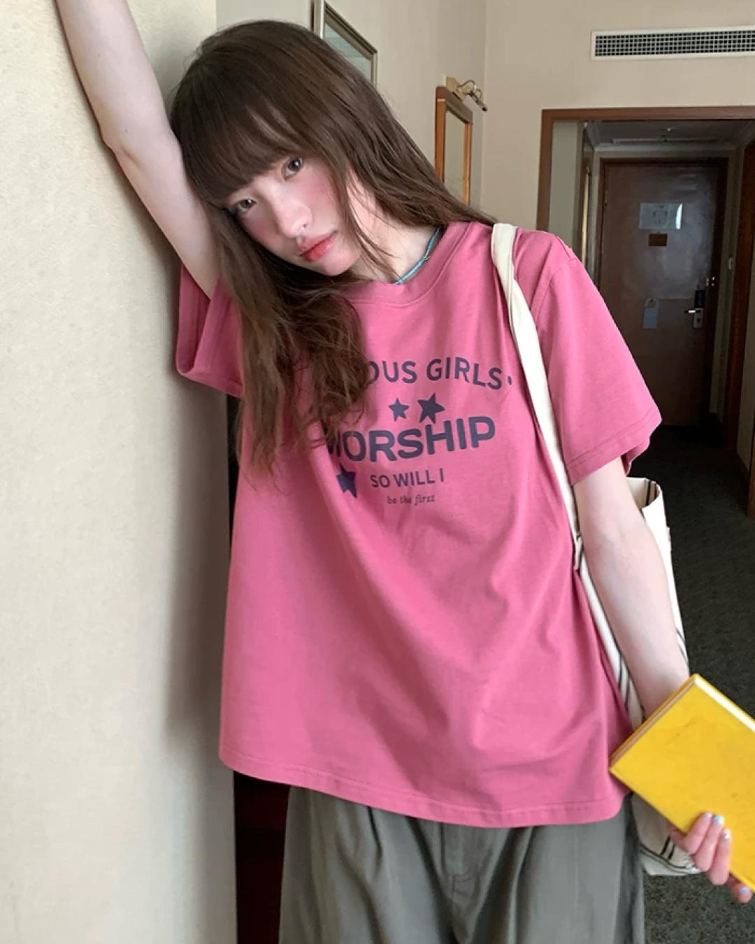 Star Lettering Color T-Shirt BU0245