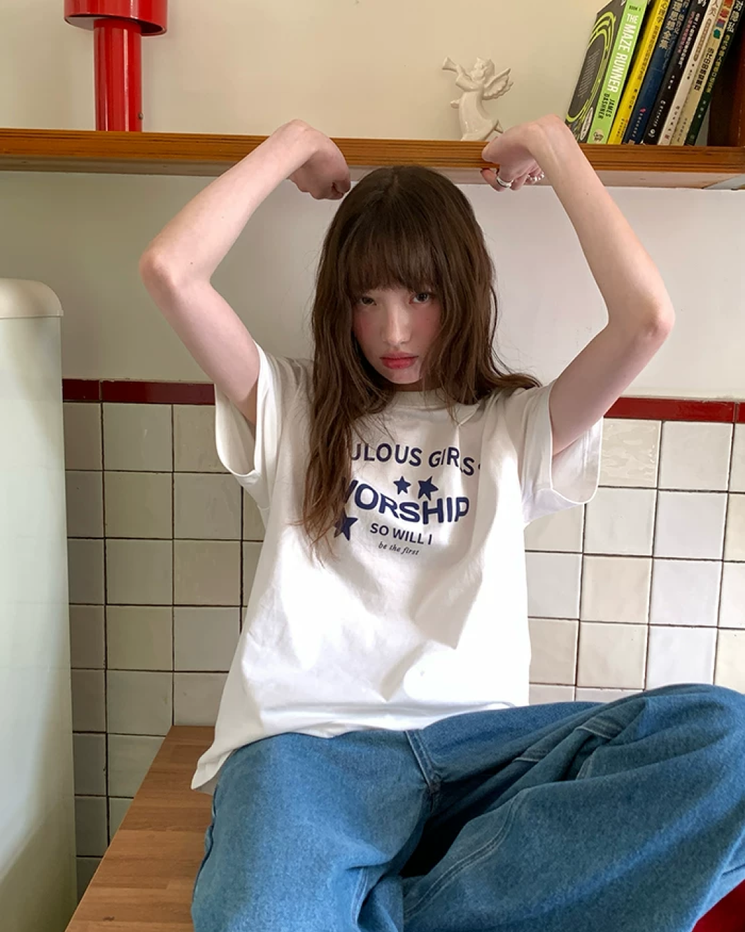 Star Lettering Color T-Shirt BU0245