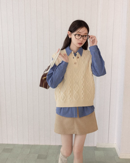 Blue Check Shirt  & Cable Knit Vest CA0017