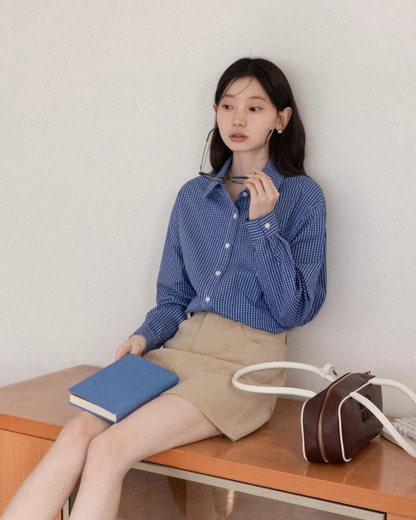 Blue Check Shirt  & Cable Knit Vest CA0017