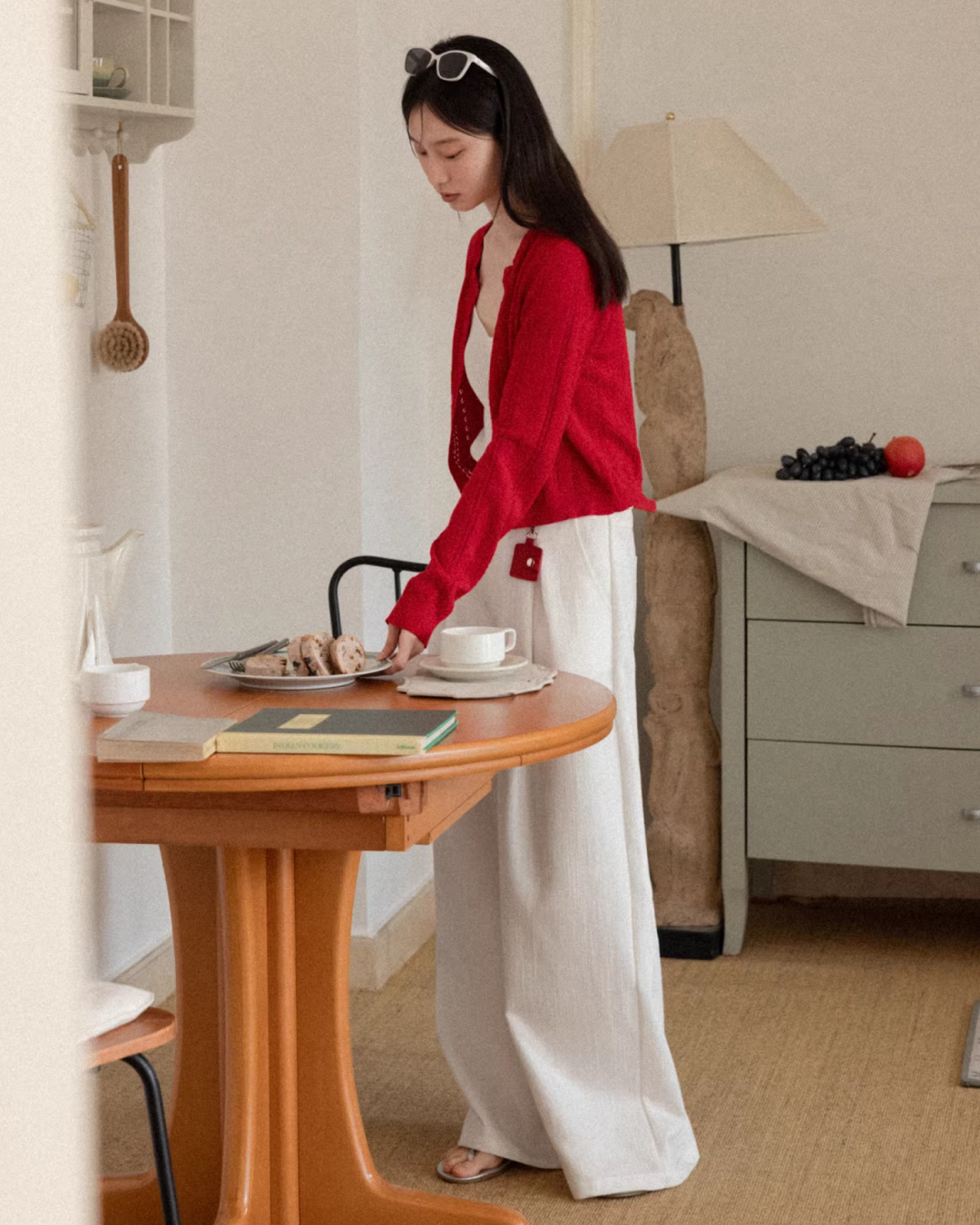 Red Knit Cardigan & White Wide Pants CA0022