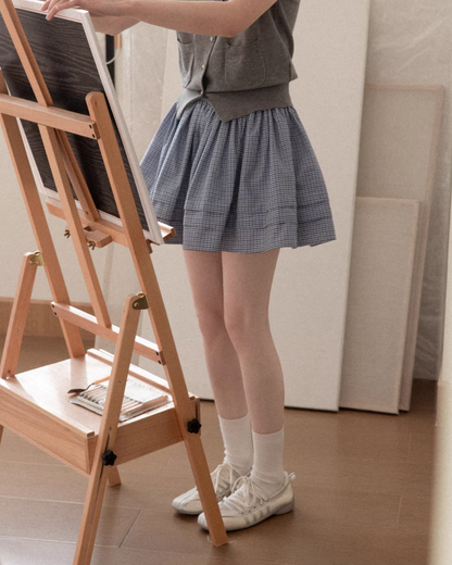 Layerd Gray Knit Shirt & Blue Check Skirt CA0029