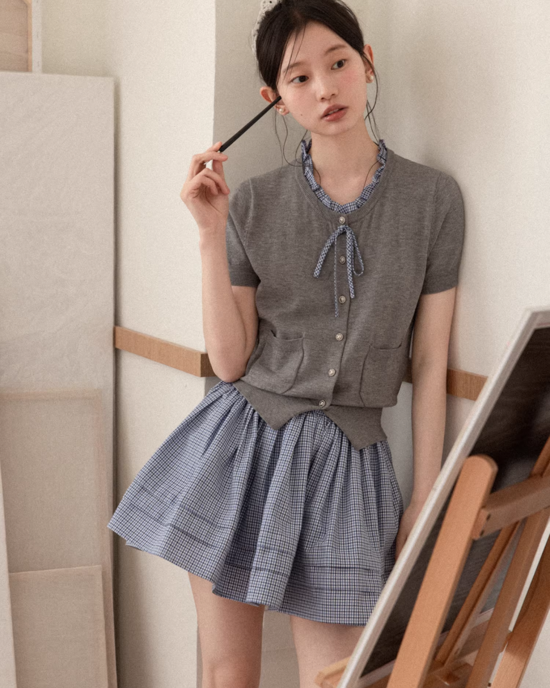 Layerd Gray Knit Shirt & Blue Check Skirt CA0029