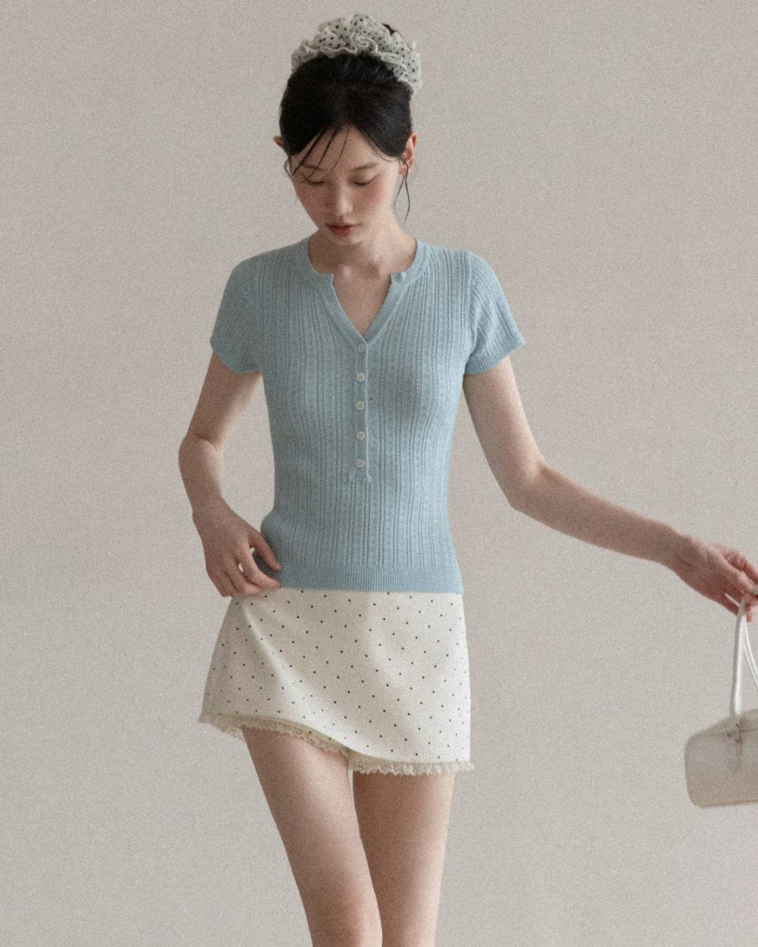 V-neck Button Blue Knit & Polka Dot Short Pant CA0041