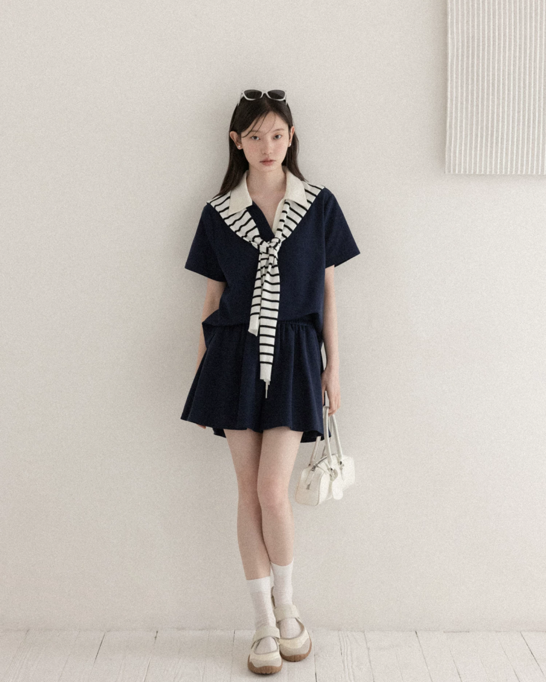 V-neck Navy T-shirt & Navy Short Pant CA0044