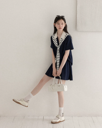 V-neck Navy T-shirt & Navy Short Pant CA0044