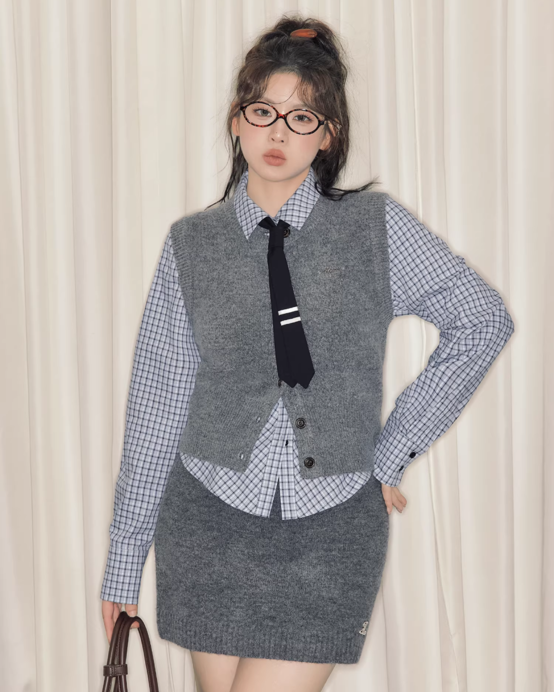 Gray Knit Matching cloth & Blue Plaid Shirt JU0006