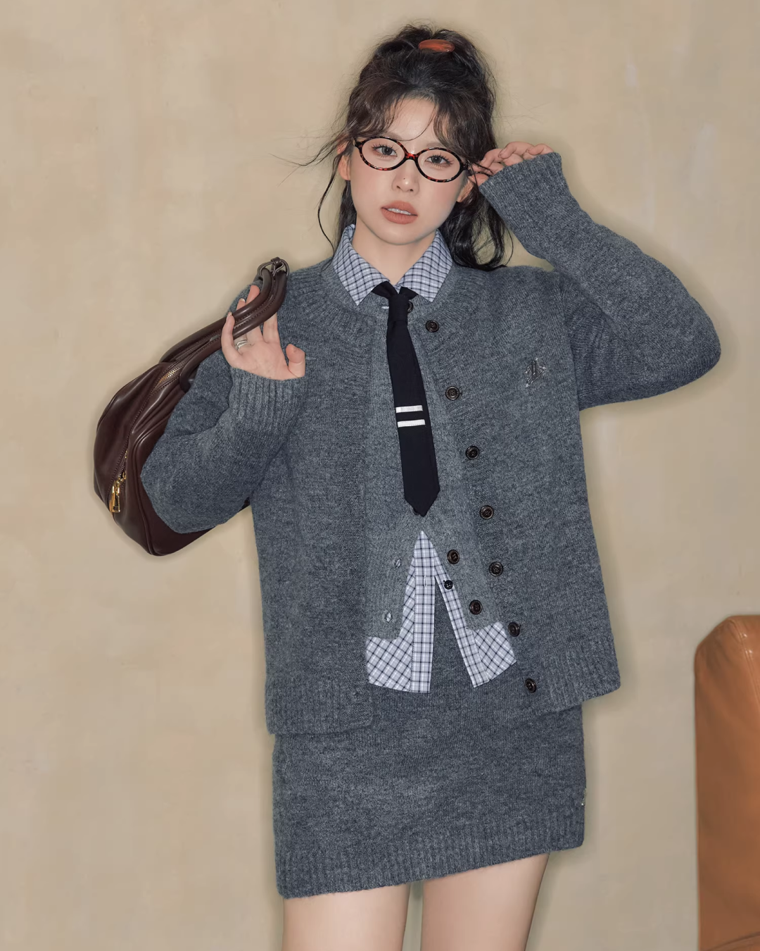 Gray Knit Matching cloth & Blue Plaid Shirt JU0006