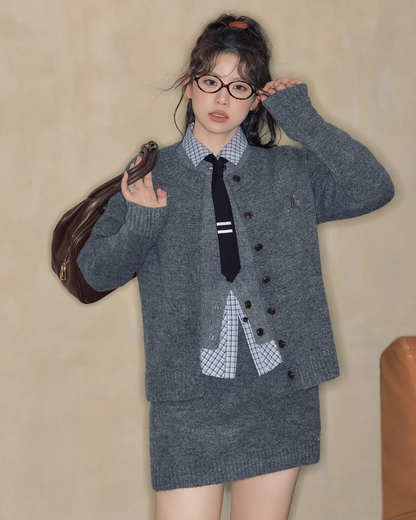 Gray Knit Matching cloth & Blue Plaid Shirt JU0006