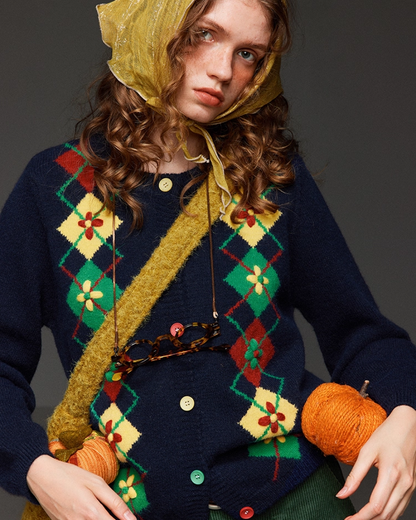 Pateern Color Button Knit LG0023