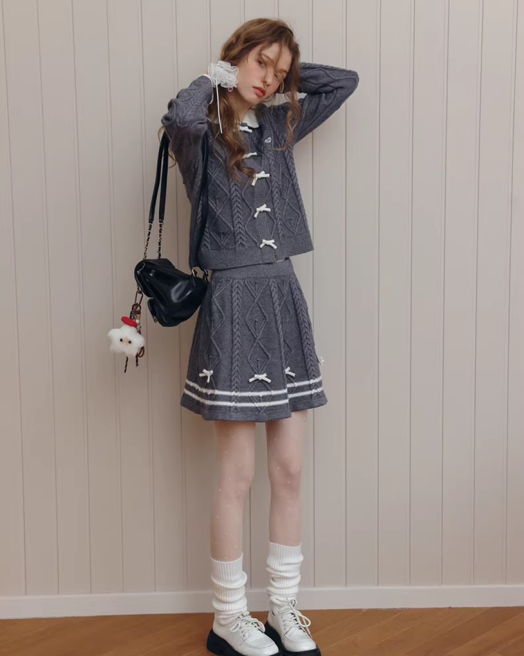 Gray Ribbon Knit Matching cloth IS0001