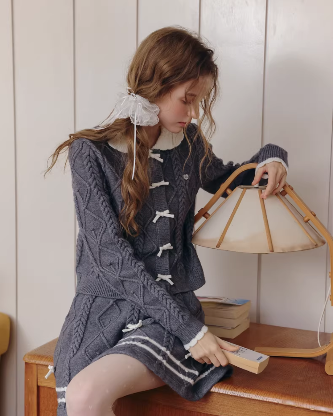 Gray Ribbon Knit Matching cloth IS0001