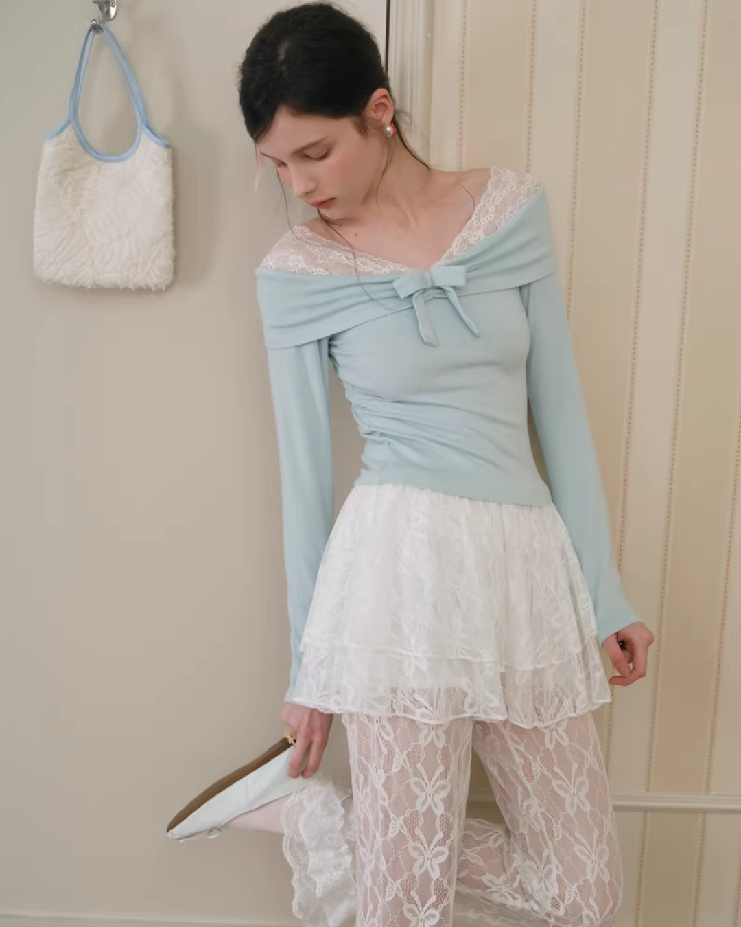 Lace Off-shoulder Ribbon Knit IS0004