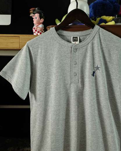 Henryneck Cat T-shirt TE0019