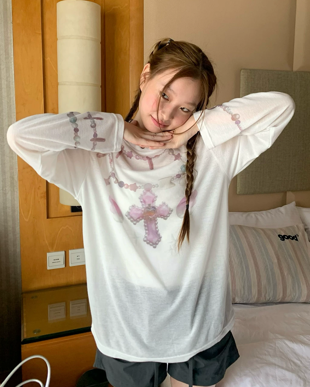 Sheer Pink Cross T-shirt TE0041