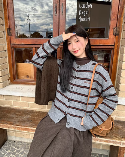 Lateral-striped Knit Cardigan  WH0005