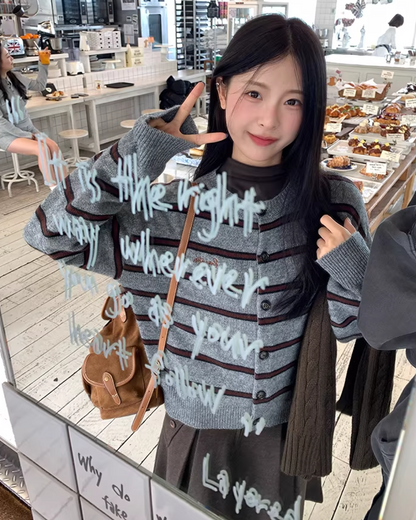 Lateral-striped Knit Cardigan  WH0005