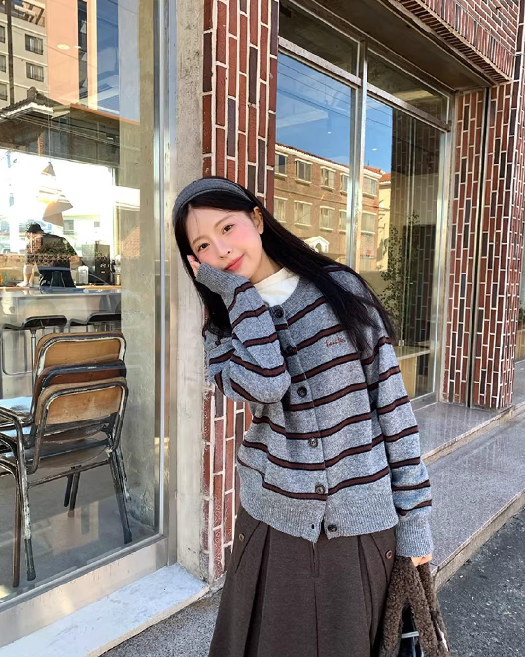 Lateral-striped Knit Cardigan  WH0005